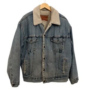 Levis Sherpa Lined Denim Trucker Jacket Mens Large Blue Fair Distressed Vintage